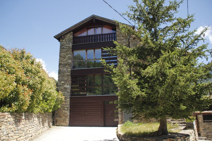 APARTAMENTS, VALL DE BOÍ